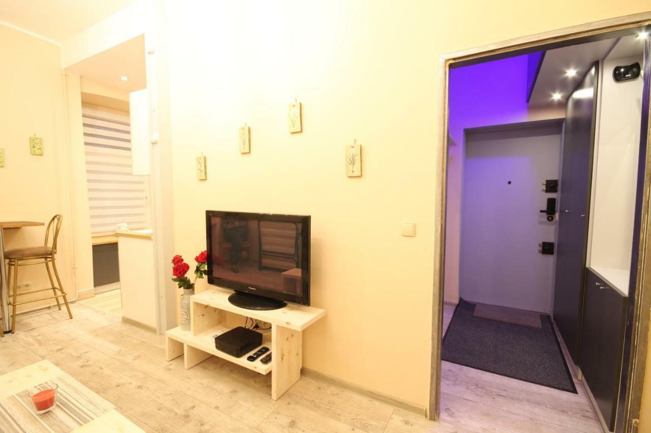 Studio Flat Grunwaldzka Up To 2Persons+1 วรอตซวาฟ ภายนอก รูปภาพ